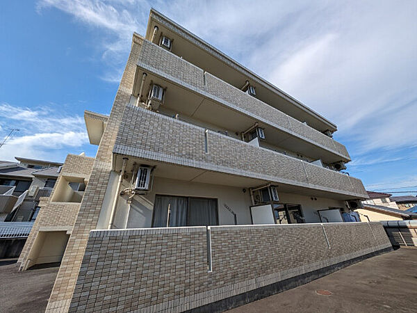 静岡県浜松市中央区富塚町(賃貸マンション1LDK・1階・48.30㎡)の写真 その1