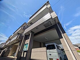 静岡県浜松市中央区若林町（賃貸マンション3LDK・1階・76.14㎡） その1