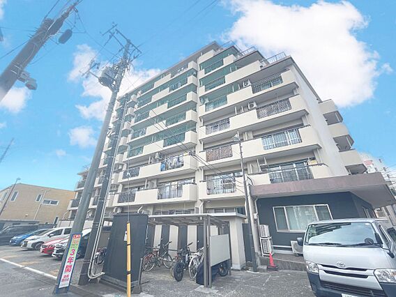 「駅から徒歩9...