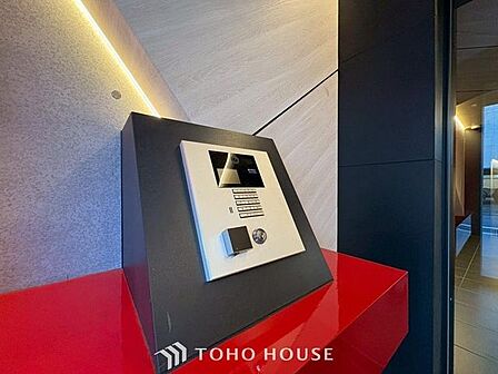 「オートロック完備」安心して御住まいになって頂きたいからこそ。オートロックシステムで、安心・安全のセキュリティシステムとなっております。