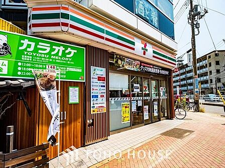 セブンイレブン豊洲店 440m