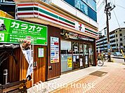 セブンイレブン豊洲店 440m
