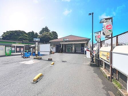 徒歩9分。鶯谷駅(JR東日本 山手線) 700m