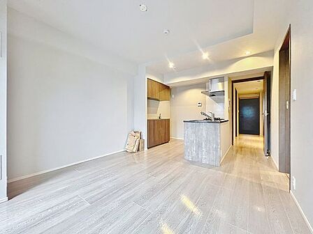 「リビングダイニング」一日の中で多くの時間を過ごすことになる住まいだからこそ、いつも穏やかな空間であるように心掛け、「落ち着き」と「安らぎ」と「快適」を実現してくれます。