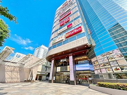 徒歩9分。アルカキット錦糸町 690m