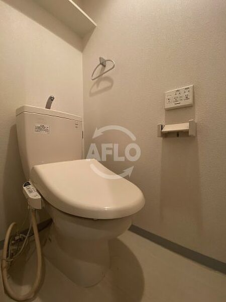 画像9:アパートメント玉川　トイレ