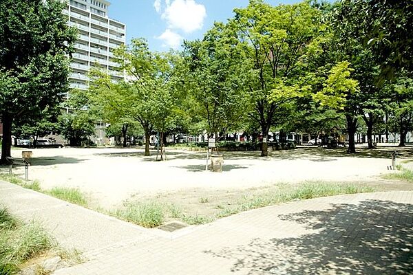 画像23:【公園】堀江公園まで320ｍ