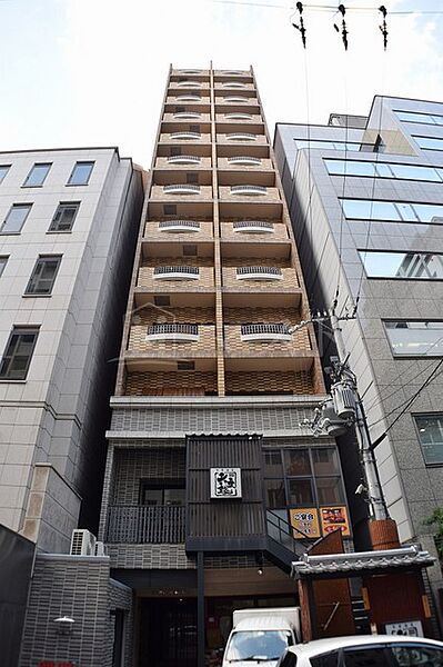 ジューム南船場 ｜大阪府大阪市中央区南船場2丁目(賃貸マンション1LDK・11階・42.28㎡)の写真 その1