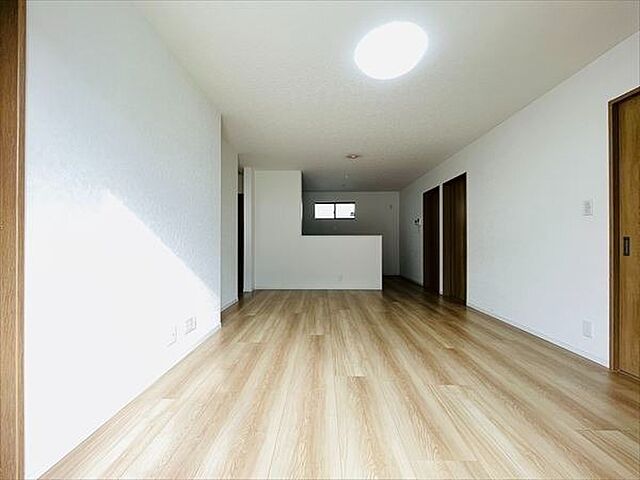 リビング/ダイニング 熊本市東区戸島西7丁目