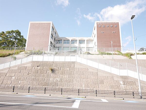 画像16:苅田中学校(1、800m)