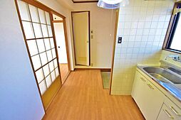 居間