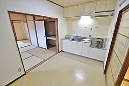 居間