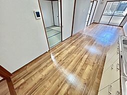 居間