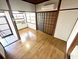 居間