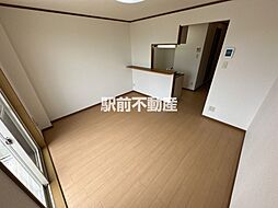 アヴェニール諏訪 204 2階1LDKのリビング/ダイニング