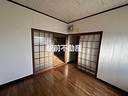 居間