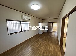 居間
