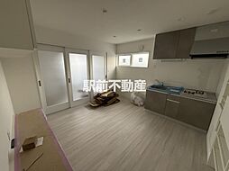 Tidy新鳥栖 102 1階1LDKのリビング/ダイニング