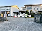 基里小学校 
