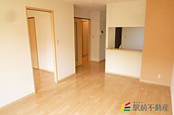 エバーグリーン桜町　B棟 101 1階2LDKのリビング/ダイニング