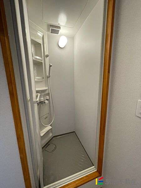 シャワールーム