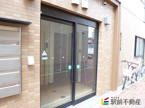 建物エントランス