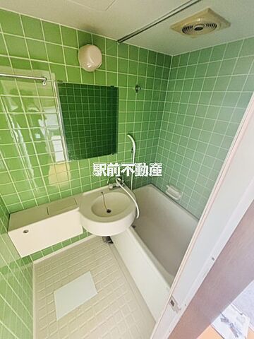 浴室