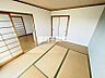 寝室：部屋