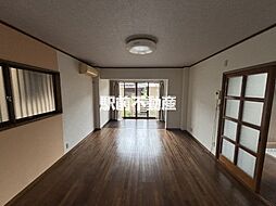 居間