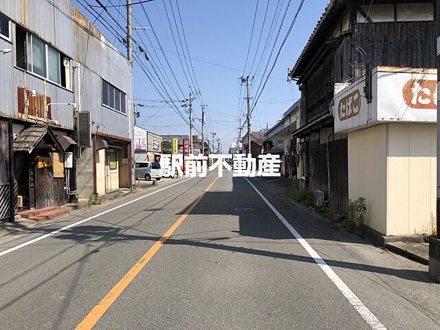 10 / 11