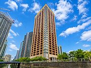 住友不動産株式会社旧分譲×清水建設株式会社施工の免震構造タワー