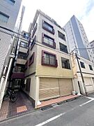 大森駅まで徒歩4分の立地です。