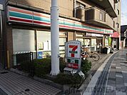 セブンイレブン高槻富田5丁目店 徒歩2分。 120m