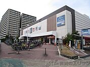 イオンフードスタイル 摂津富田店 徒歩8分。 570m