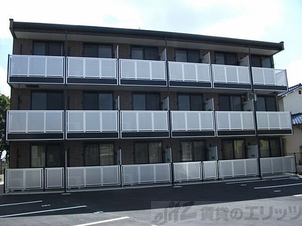 レオパレスドリームハイツ氷室 202｜大阪府高槻市氷室町１丁目(賃貸マンション1K・2階・22.35㎡)の写真 その1