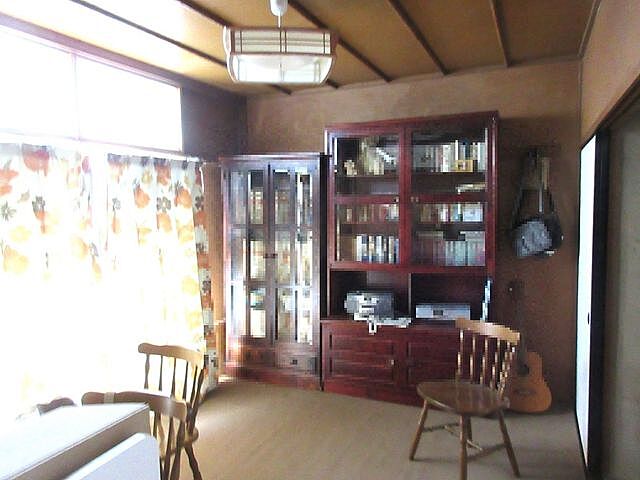 室内 伊勢崎市新栄町