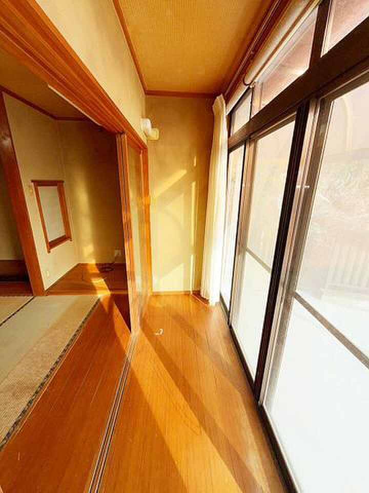 Used detached house · 6SLDK in Onomichi, Hiroshima &mdash; photo 8