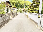 西側道路