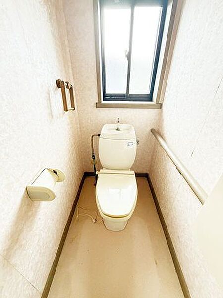 トイレを拡大表示