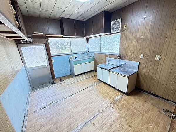 キッチンを拡大表示