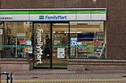 ファミリーマート 高田馬場駅西店（221m）