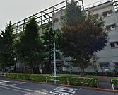 渋谷区立原宿外苑中学校（900m）