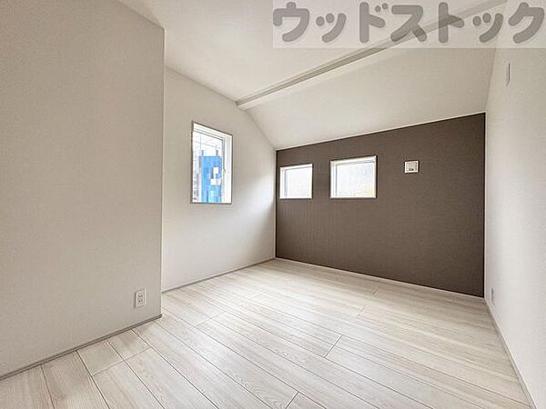 洋室を拡大表示