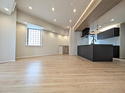 朝日メトロステージ西巣鴨 2SLDKのリビング/ダイニング