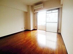 グリーンハイム是政 102 1階1Kのリビング/ダイニング