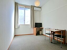 レオパレスいずみ 101 1階1Kのリビング/ダイニング