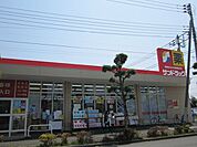 サンドラッグ立川羽衣町店 徒歩10分。ドラックストア 760m