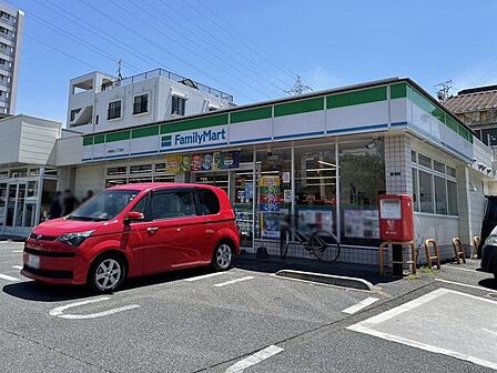 ファミリーマート八幡青山一丁目店 500m