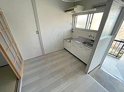 居間