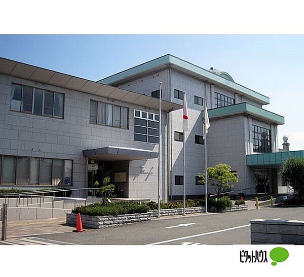 画像28:役所「和歌山市中央サービスセンターまで922m」